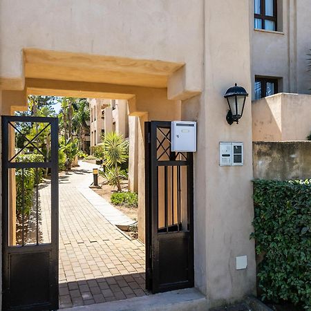 Jardines de Isla Canela, planta baja. Exterior foto