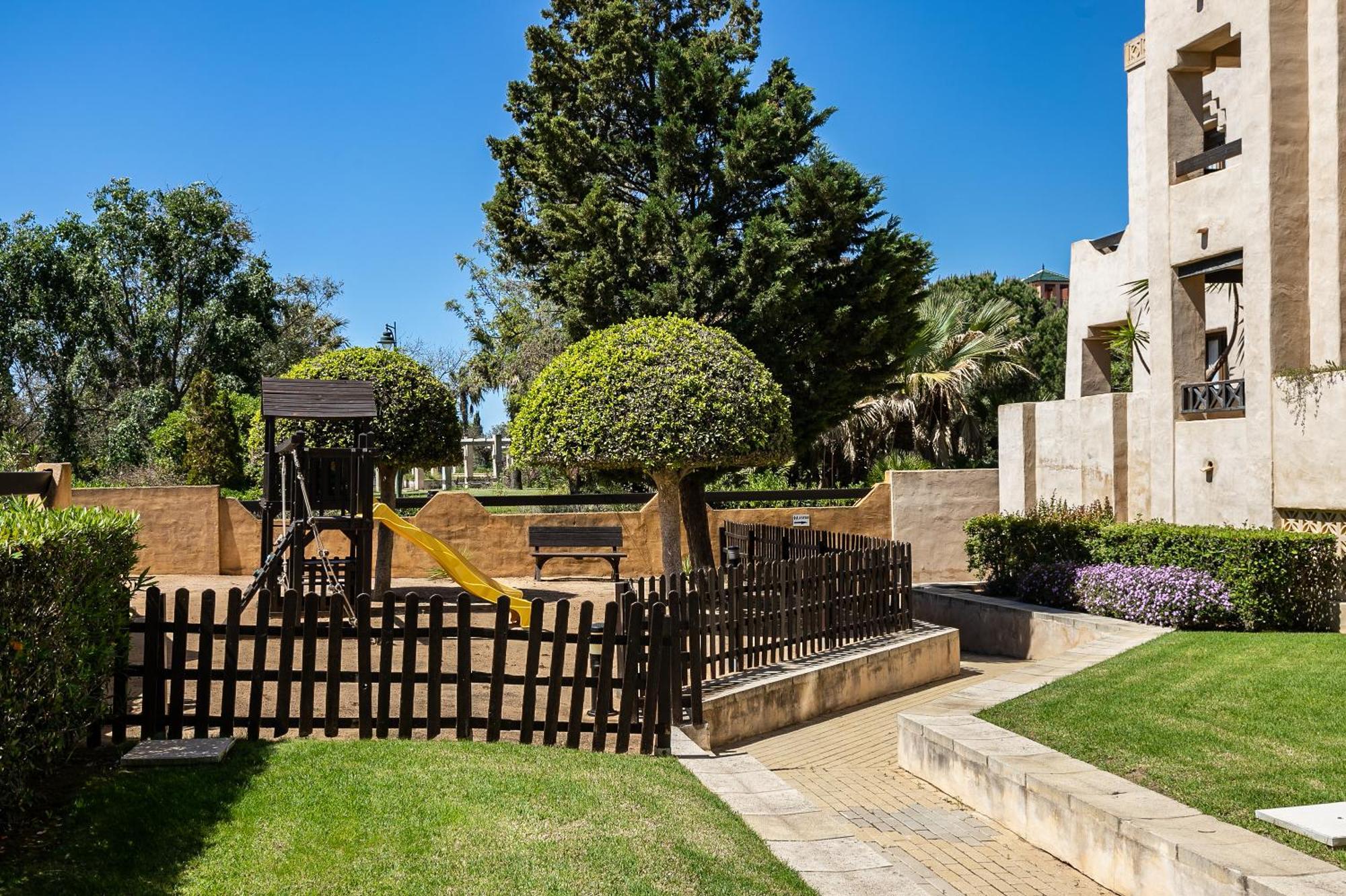 Jardines de Isla Canela, planta baja. Exterior foto